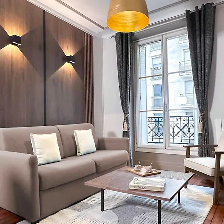 Charming Flat Near Eiffel Tower Apartment Paris