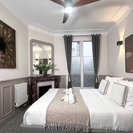 Charming Flat Near Eiffel Tower París