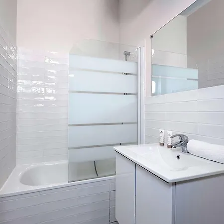 Charming Flat Near Eiffel Tower París